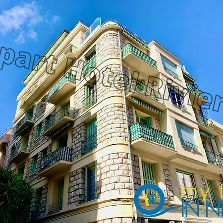 Riviera דירה